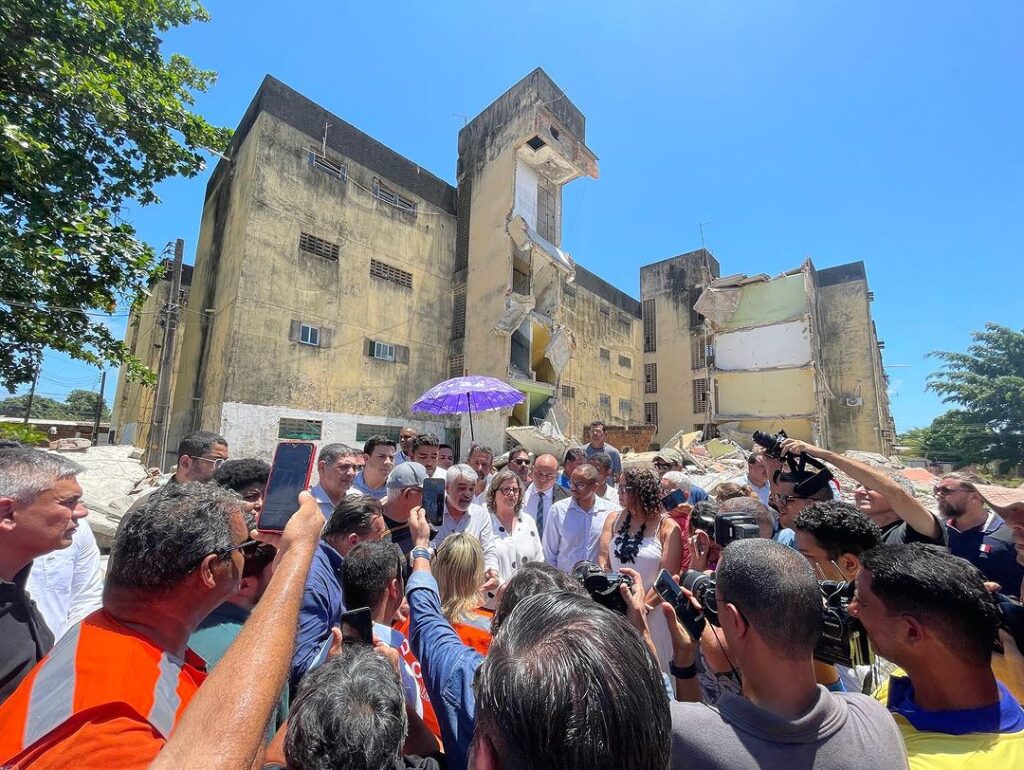 Comissão de Assuntos Sociais, liderada pelo senador Humberto Costa, avalia riscos e impactos dos imóveis na vida dos moradores.