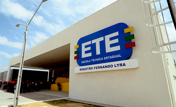 Rede Estadual abre 18.209 vagas em cursos técnicos gratuitos