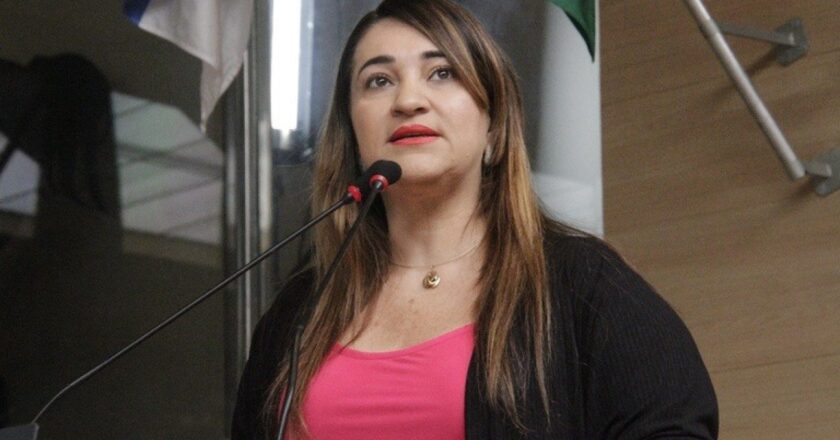 Aline Mariano diz que estará fora caso PP vire oposição