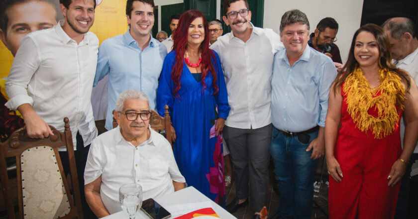 Deputada Gleide Ângelo fortalece vínculos em atos políticos nas cidades de Jaboatão e Olinda