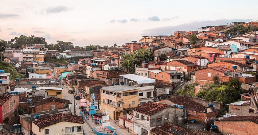 Projeto de redistribuição do ICMS proposto por Raquel Lyra gera debates e pode impactar municípios, incluindo perda de 1,1 milhão para Escada