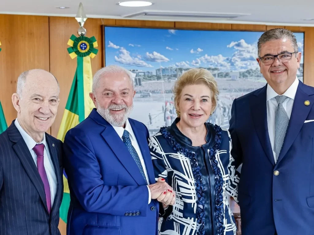 Marta Suplicy em reunião com o presidente Lula sobre as eleições de 2024. — Foto- Ricardo Stuckert