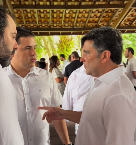 Paulinho ao lado do deputado federal Eduardo da Fonte. Foto- Divulgação