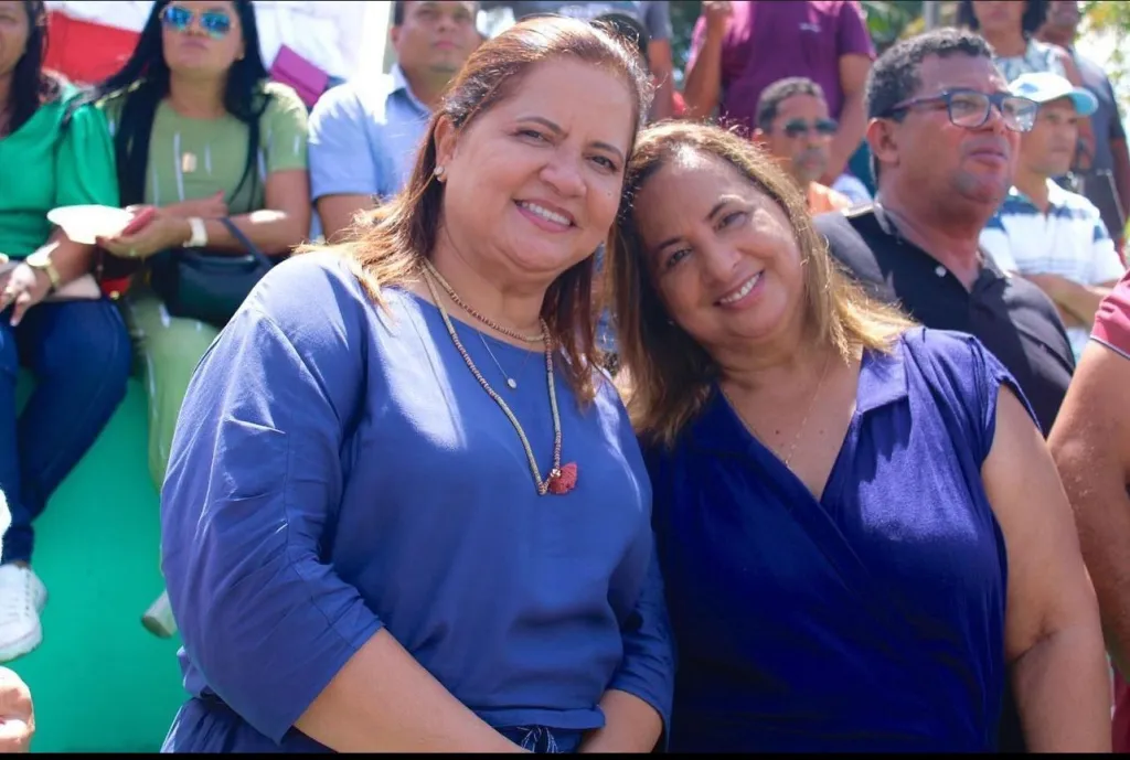 Prefeita de Ipojuca Célia Sales e a vereadora Adilma. Foto - Divulgação