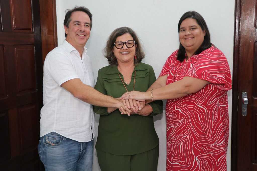 Carol Jordão recebe apoio da senadora Teresa Leitão