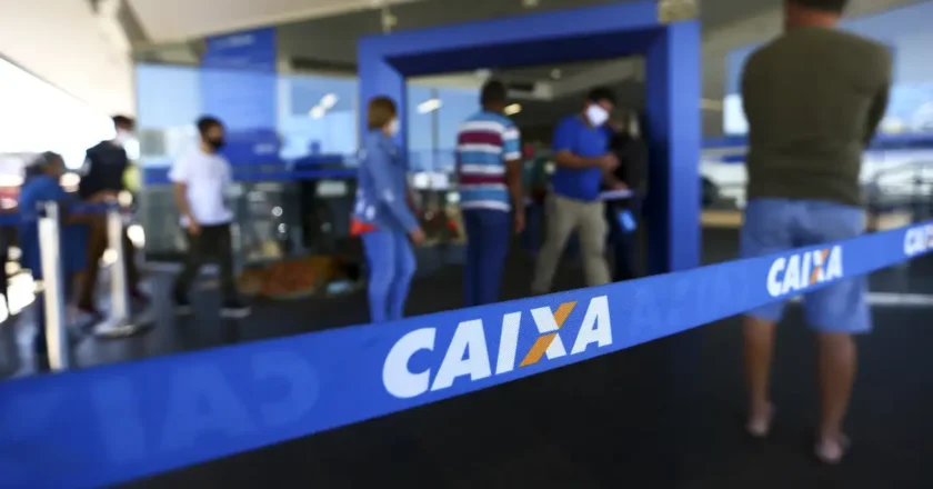 Caixa Econômica lança concurso com 4.050 vagas