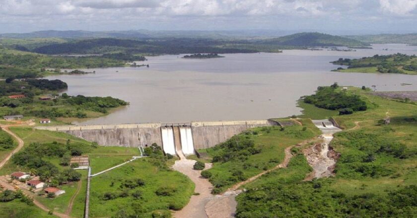 Paralisação programada de 24h afetará abastecimento de água em três cidades da RMR