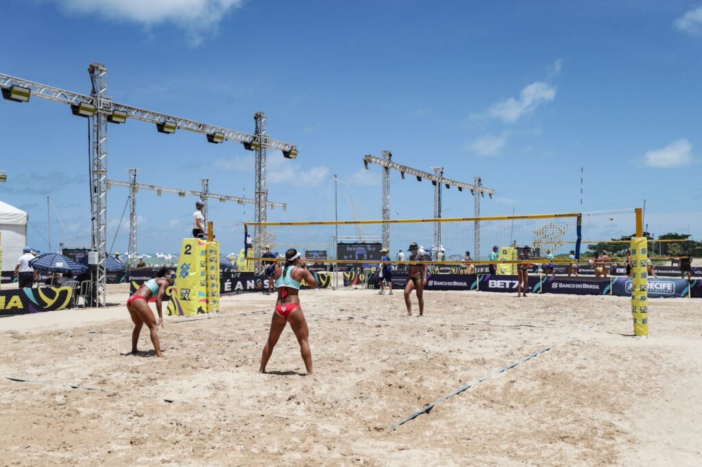 Recife recebe circuito de Vôlei de Praia com participação internacional