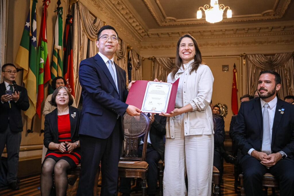 Pernambuco e Sichuan firmam acordos de cooperação em várias áreas