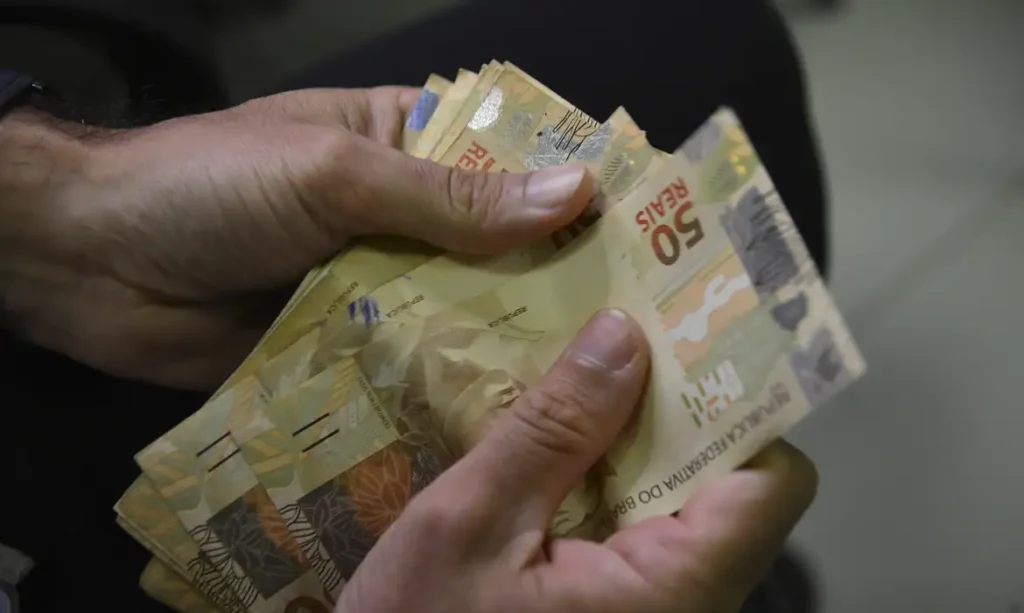 Segunda parcela do Pé-de-Meia será paga a 2,5 milhões de estudantes. Foto Marcello Casal Jr