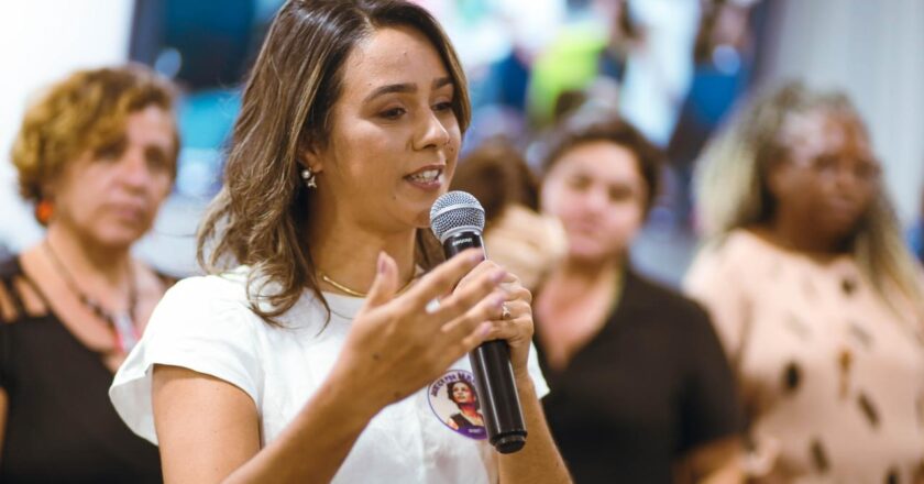 Michelle Santos é a aposta do PSOL-Rede para Caruaru em 2024