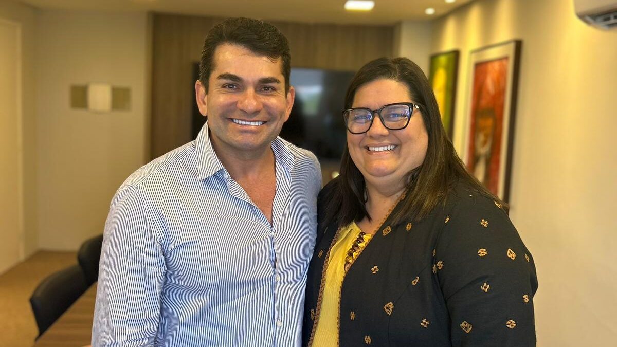 Carol Jordão e o presidente estadual do Republicanos Samuel Andrade. Foto - Divulgação