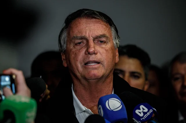 Jair Bolsonaro e mais 36 são indiciados pela Polícia Federal