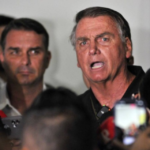 Bolsonaro é acusado de priorizar política e abandonar aliados