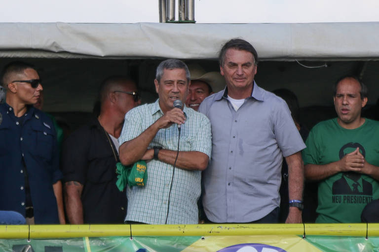 Braga Netto e Jair Bolsonaro.