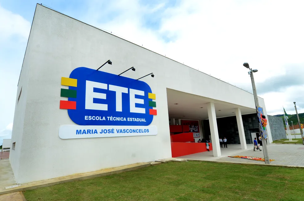 Escola Técnica Estadual Maria José Vasconcelos, em Bezerros. Foto - Alyne Pinheiro