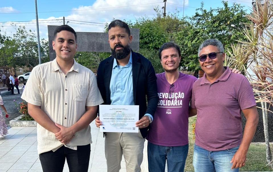 Dr. Wagner Henrique assume como vereador em Carpina