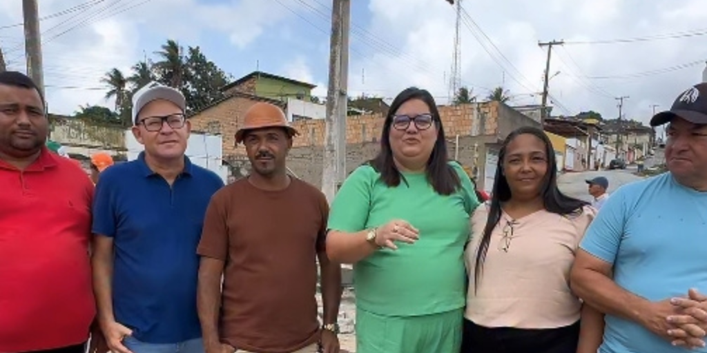 Prefeita Carol Jordão junto com sua equipe acompanhando as ações de seu gestão. 