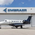 Ações da Embraer (EMBR3) disparam após mega pedido de jatos