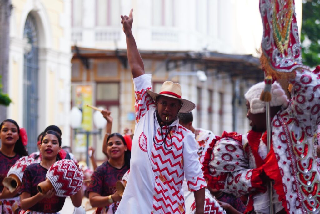 A última semana de prévias do Carnaval do Recife traz eventos como a Subida do Galo, Tumaraca e Terça Negra Especial.