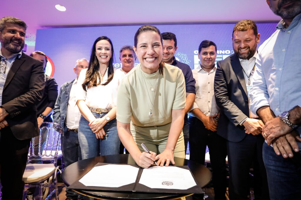 Governadora de PE, Raquel Lyra, troca PSDB pelo PSD Foto: Hesídio Goes