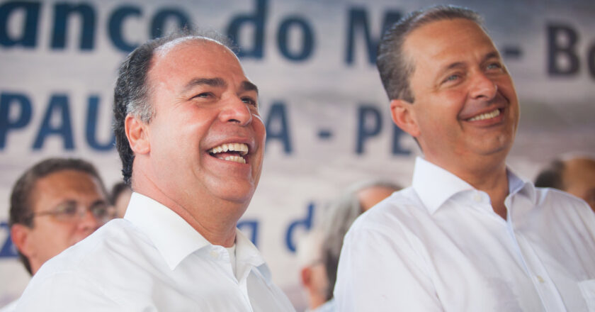 TRF4 bloqueia R$ 258 milhões de Fernando Bezerra e espólio de Eduardo Campos