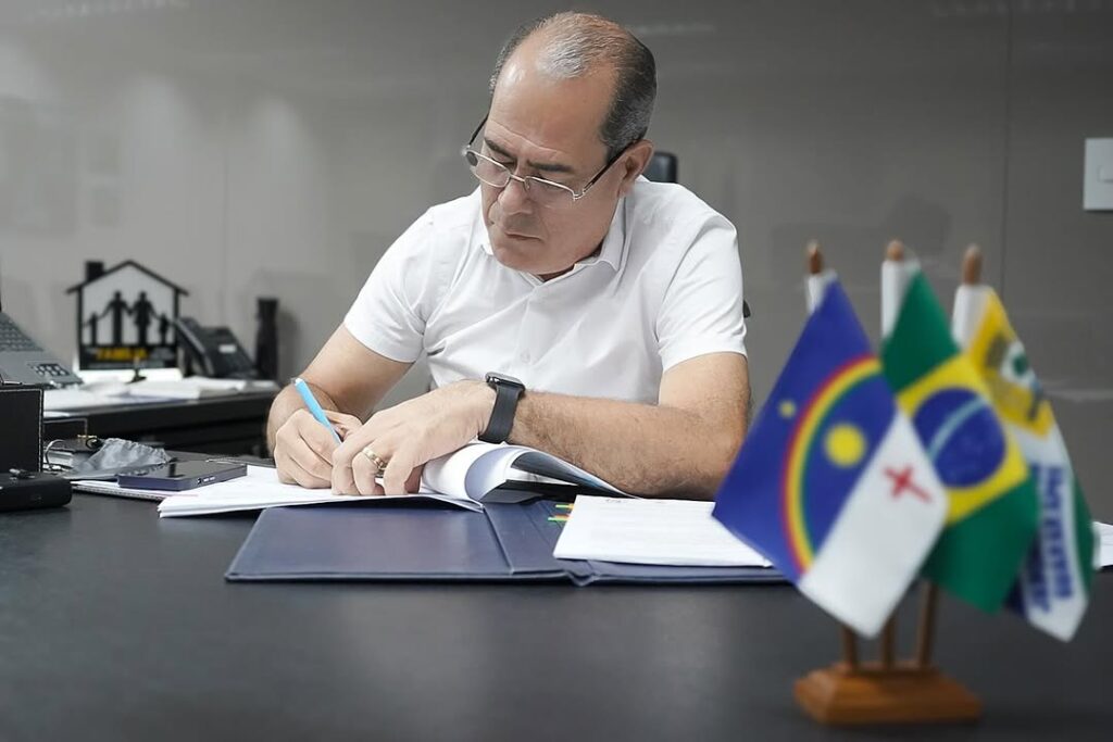 Prefeito Mano Medeiros (PL) autoriza licitação de R$ 29 milhões em Jaboatão gera debates. Foto: Divulgação