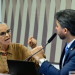 Marina Silva deixa audiência após ataque de senador