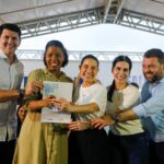 Raquel Lyra entrega 130 casas do Morar Bem PE em Petrolina