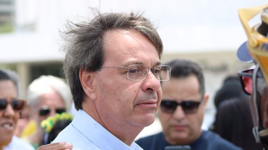 Gilson Machado preso por ajudar Mauro Cid a sair do país
