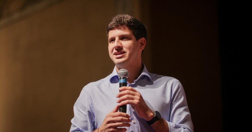 Os desafios de João Campos contra Raquel em 2026