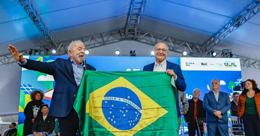 Lula reafirma vontade de negociar, mas Trump não responde