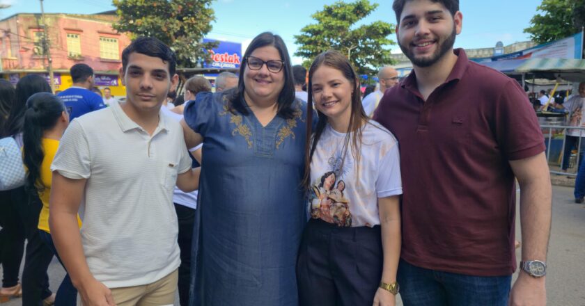 Festa da padroeira tem participação de Carol Jordão