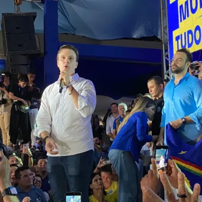 Miguel Coelho anuncia pré-candidatura ao Senado