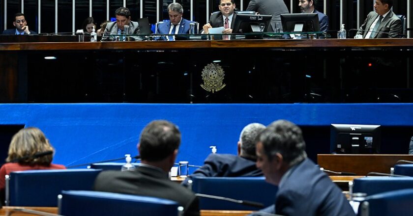 Senado aprova aumento para 531 deputados federais
