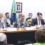 Marina Silva volta ao Congresso e enfrenta ataques