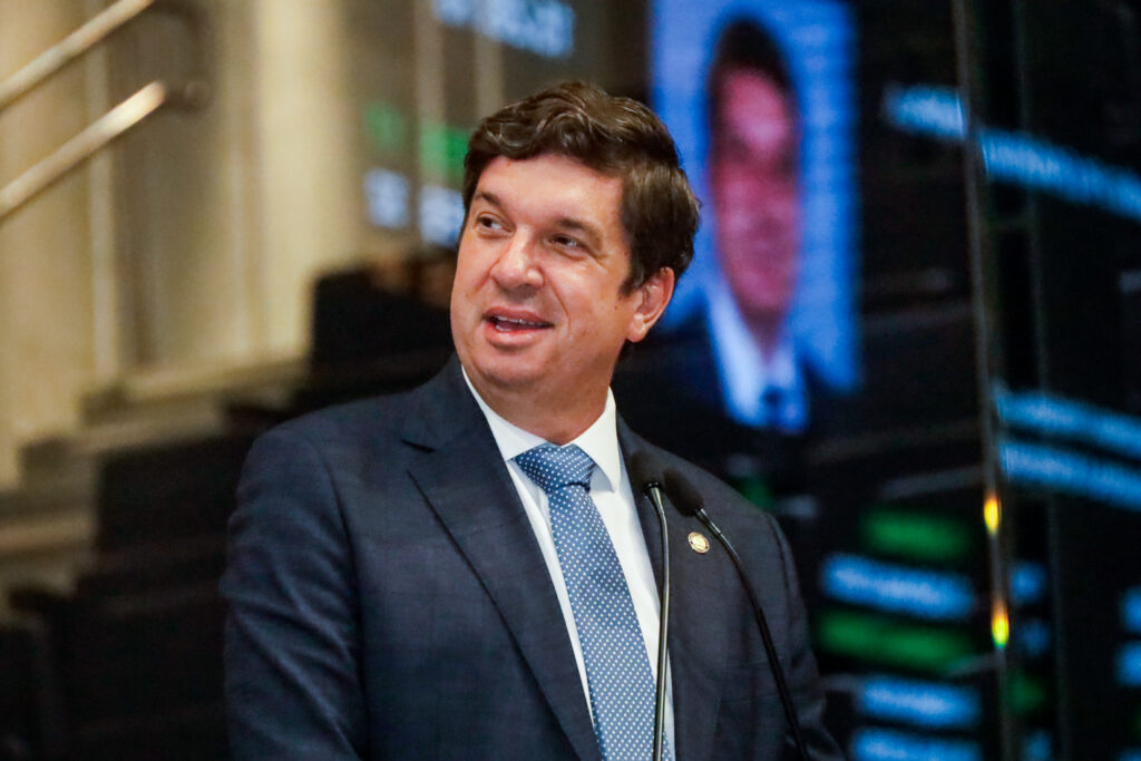 Deputado Joãozinho Tenório retoma liderança do PRD na Alepe.