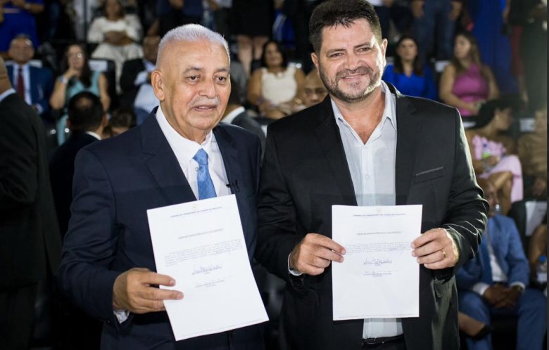 Felipe Andrade acusa perseguição, ampliando crise política e isolando prefeito Ramos em Paulista.