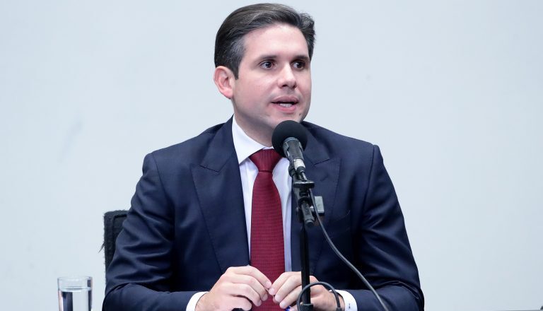 PEC da impunidade avança e anistia de 8/1 fica para depois