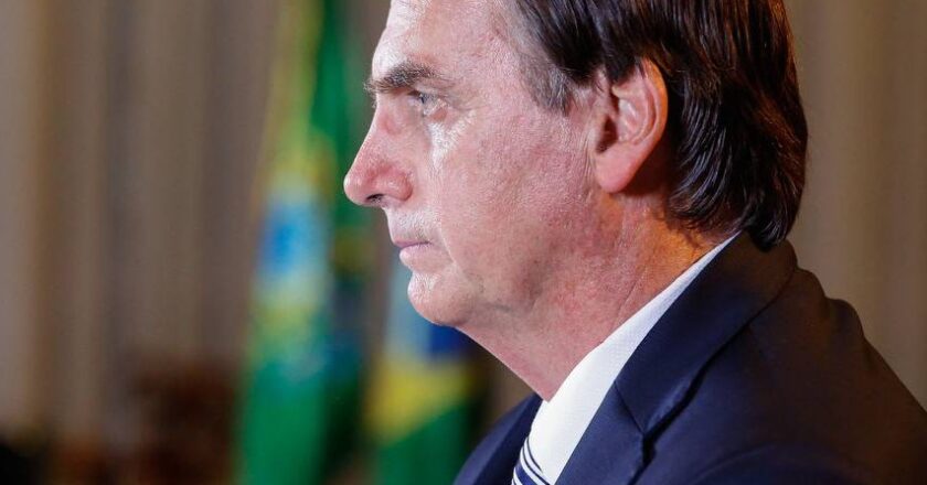 STF condena Bolsonaro a 27 anos de prisão